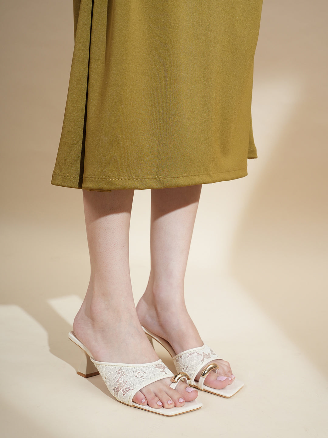 Women Lace Block Heel Open Toe Mules