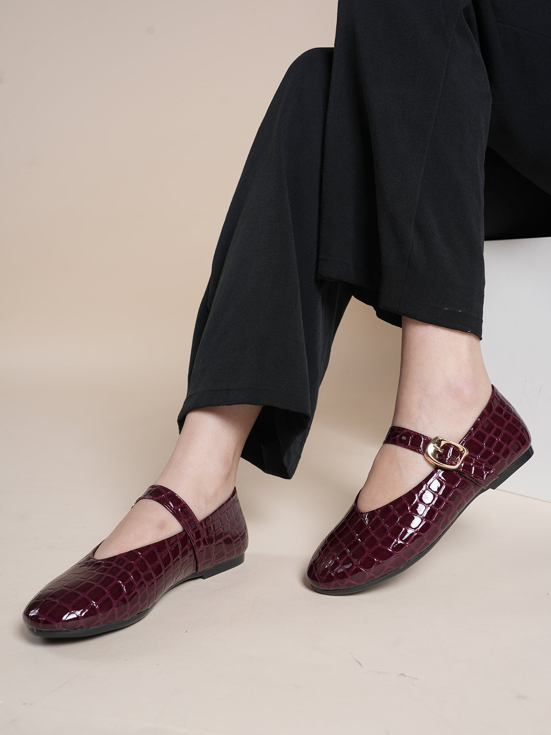 Women’s Brown Low Heel Buckle Slip-On Shoes